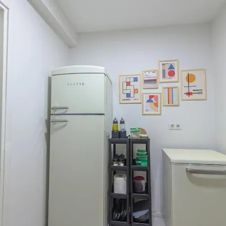 5br - 2ba In Cihangir - Near Istiklal & Taksim