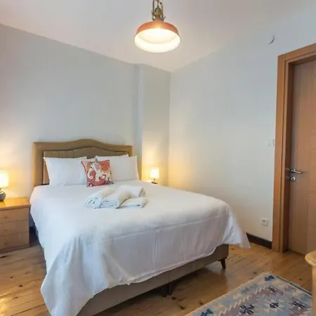 5br - 2ba In Cihangir - Near Istiklal & Taksim Apartment