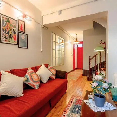 5br - 2ba In Cihangir - Near Istiklal & Taksim
