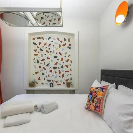 Apartment 5br - 2ba In Cihangir - Near Istiklal & Taksim Istanbul