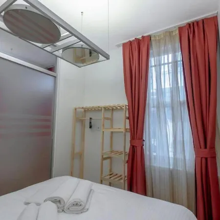 5br - 2ba In Cihangir - Near Istiklal & Taksim Istanbul