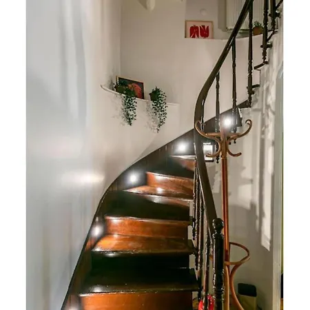 5br - 2ba In Cihangir - Near Istiklal & Taksim Apartment *