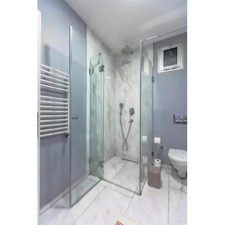 5br - 2ba In Cihangir - Near Istiklal & Taksim *
