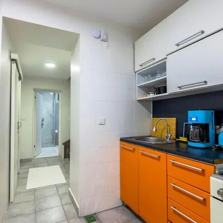 5br - 2ba In Cihangir - Near Istiklal & Taksim Διαμέρισμα