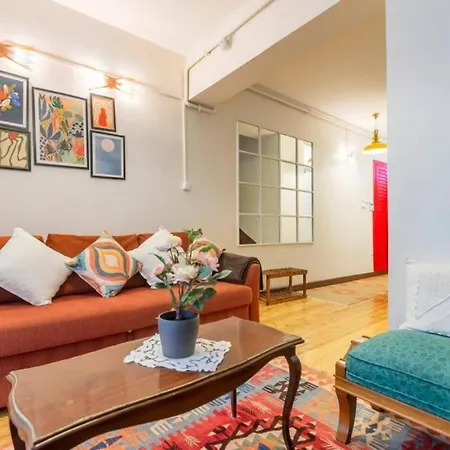 5br - 2ba In Cihangir - Near Istiklal & Taksim Διαμέρισμα *